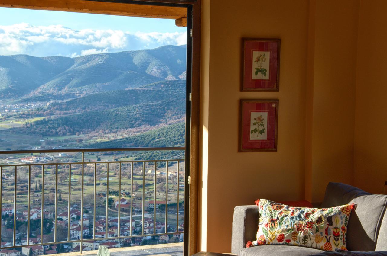 Levandes Houses Калаврита Экстерьер фото